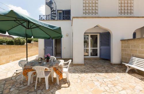 Boncore Villa | Villino Gemma Celeste by BarbarHouse