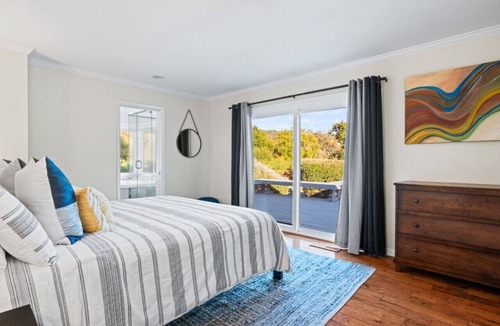 Kenwood House | Vina Vista - 5 BD with Pool, Hot Tub and Close to Wineries