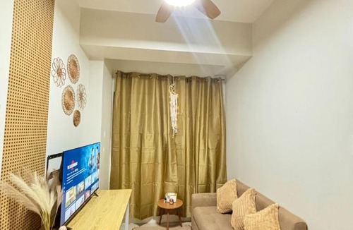 San Bartolome Apartment | Vine Boho Retreat- 2 bedroom at Vine Residences