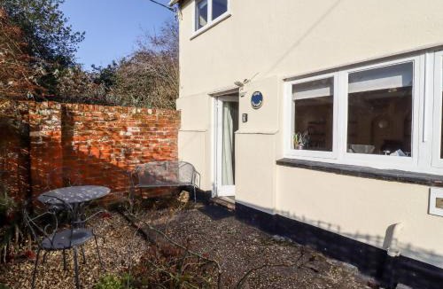 Halstead House | Vine Cottage