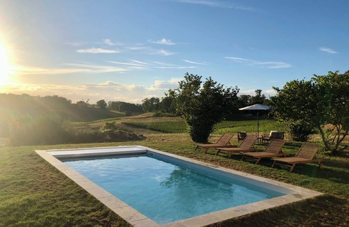 Gardegan-et-Tourtirac House | Vineyard escape, heated pool. Ideal for families/groups friends, near St-Émilion