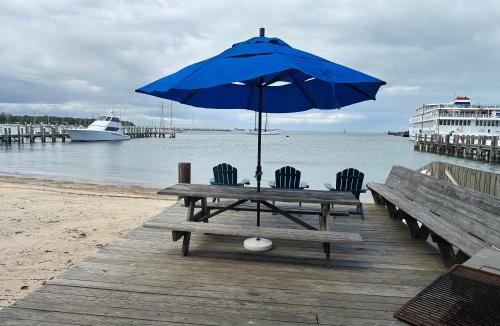 Tisbury Apartment | Vineyard Harbor Motel