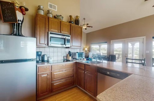 Lago Vista House | Vineyard Haus W/boat Dock on Lake Travis