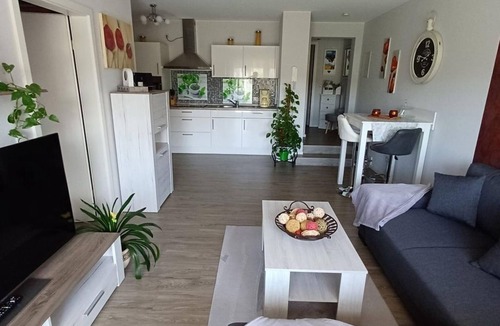 Ockfen Apartment | Vineyard Oasis - Apartment