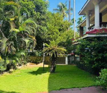 Edapalli Villa | Vineyard Vacations