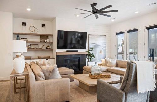 St. George House | Vinnie's Beach House home