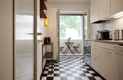 St. Johann Apartment | Vintage Apartment with Baselcard