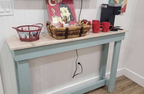 Wildwood Apartment | Vintage Charm on Peaceful Mini Farm - Pet Friendly