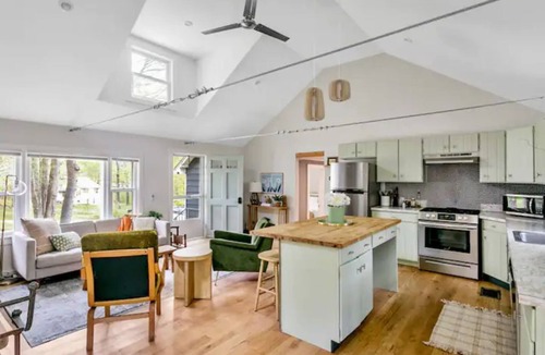 Hollowville Cottage | Vintage Country Home with Games, Fireplace & 20 Min to Hudson