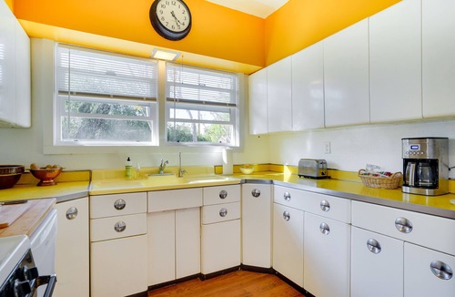 Patagonia House | Vintage Home w/Mtn Views: 12 Mi to Patagonia Lake