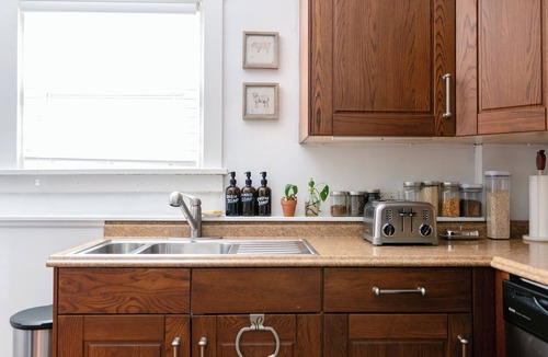 Mount Washington House | Vintage inspired 2 bdr home in Pittsburgh near city views