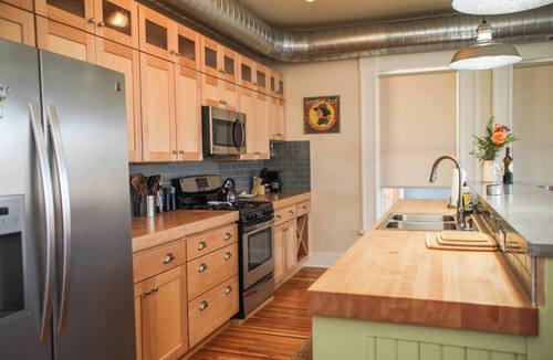 Historic Livingston Condo | Vintage Luxury Condo in Downtown Livingston