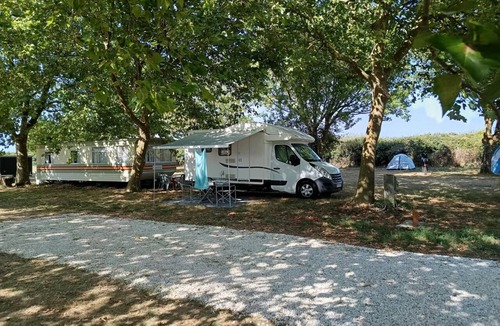 Bourcefranc-le-Chapus House | Vintage Mobile Home