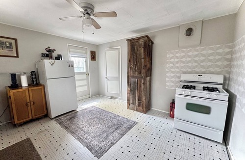 Antonito House | Vintage-Modern Adobe Escape 2 Bedroom 1 Bath