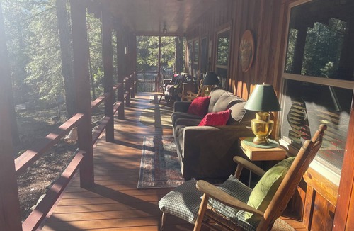 Coffee Creek Cabin | Vintage Pines Cabin- A Northern California Retreat!