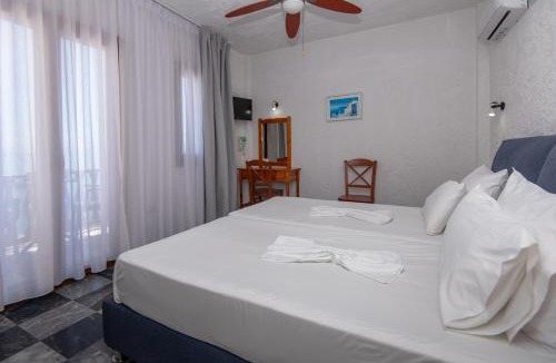Karlovassi Apartment | Violetta Seaside Studios&Apartments