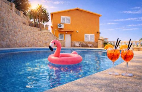 Segur de Calafell Apartment | VIP private Poolsuite Calafell