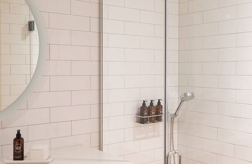 Lewis Mountain Hotel | Virginia Guesthouse Hotel