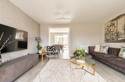 Runnymede House | Virginia Water Family Getaway