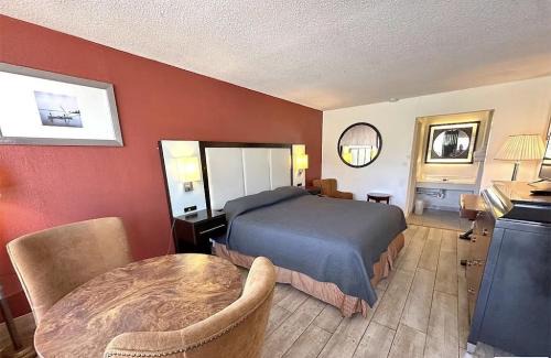 Stuart Hotel | Virginian Motel