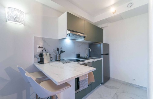 Port-Aviation Apartment | ViryZen 30 minutes from Paris