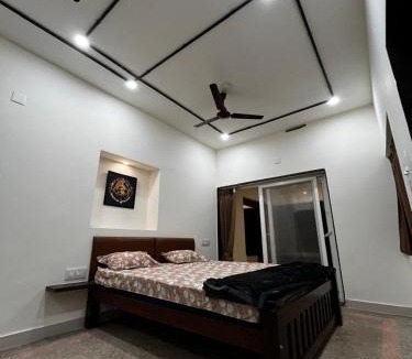 Mangalore House | Vishwageeta 1