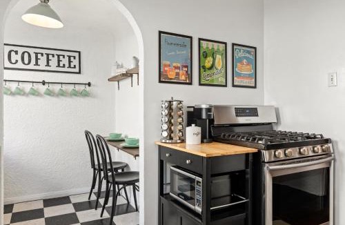 Willmore Apartment | Visit the Beach from a Historic Downtown Apartment - NRP21-00092