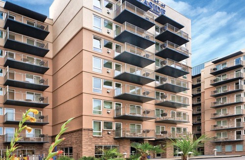 Seaside Gilbert District Resort | Visit the delightful Seaside aquarium !