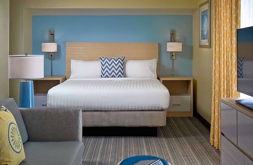 Gunter Afs Hotel | Visit the Montgomery Museum of Fine Arts! Pets Allowed, FREE Parking, Pool!
