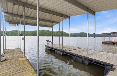 Stover House | Visit this 4 Bedroom - 3 Bath Lakefront Home with Private Dock