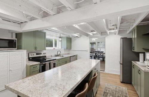 Stover House | Visit this 4 Bedroom - 3 Bath Lakefront Home with Private Dock