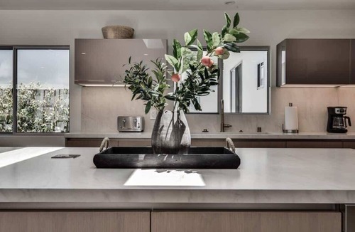 Beverly Hills Villa | Vista Modern