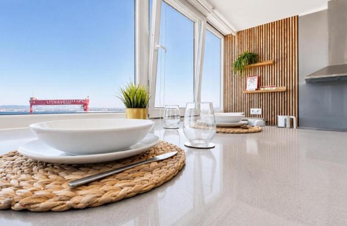 Cacilhas Apartment | Vista Tejo - River View Apartment by Domar Living