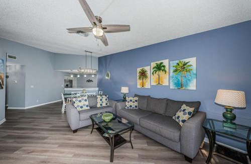 St. Petersburg House | Vista Verde W Great Golf Course Views