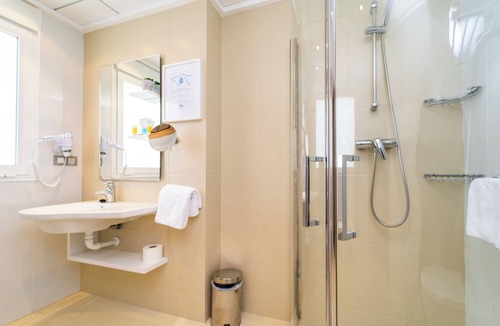 Villajoyosa Hotel | Vistamar Hotel Luxury Wellness by DLV