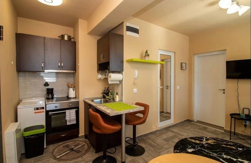 Studentski Grad Apartment | Vitosha View Apartment + Parking