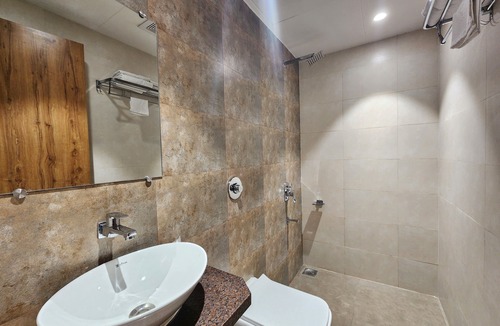 Daman Hotel | VITS Daman Devka Beach