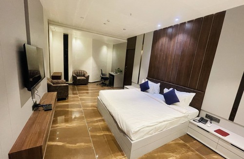 Khambhaliya Hotel | VITS Jamnagar