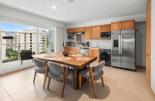 Barrio Santa Lucia Condo | Viva Jaco