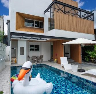 Huay Kaew Villa | VivaDeva , Pool Villa In Nimman 4BR Near MAYA MALL