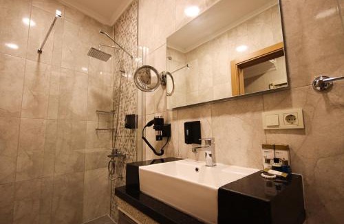 Birlik Hotel | Vivaldi Park Hotel