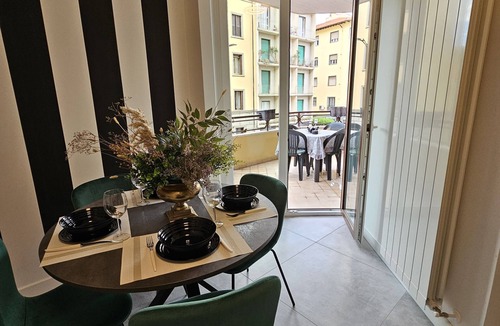 Careggi Rifredi Apartment | Vivaldi Suite
