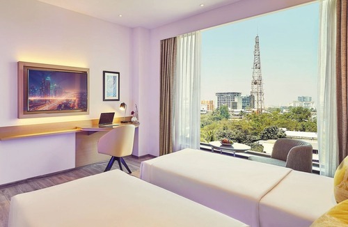 Navi Mumbai Hotel | Vivanta Navi Mumbai Turbhe