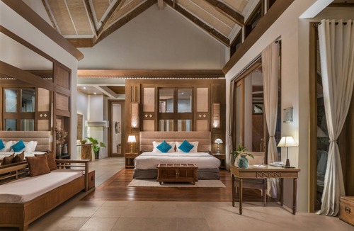 Bagalangit Hotel | Vivere Azure