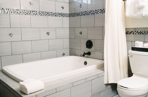 Poverty Ridge Hotel | Vizcaya