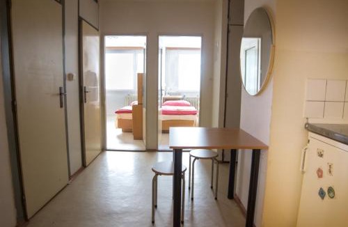Kunratice Apartment | Vltava Hostel