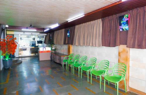 Malad West Hostel | Vnest Dormitory