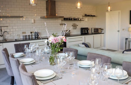 Whitby Cottage | VOEBROCH, pet friendly, character holiday cottage in Lythe