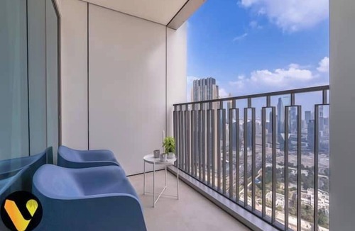 Za'abeel 2 Apartment | Vogue | Downtown with Direct Access to Dubai Mall