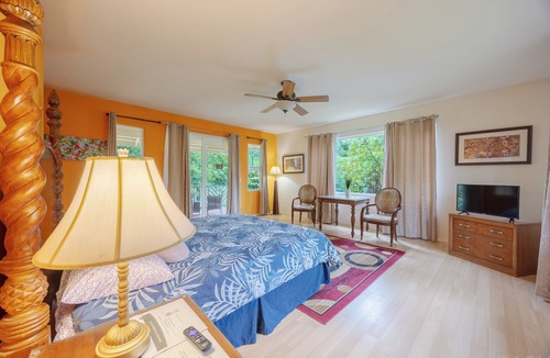 Volcano Bed & Breakfast | Volcano Forest Inn